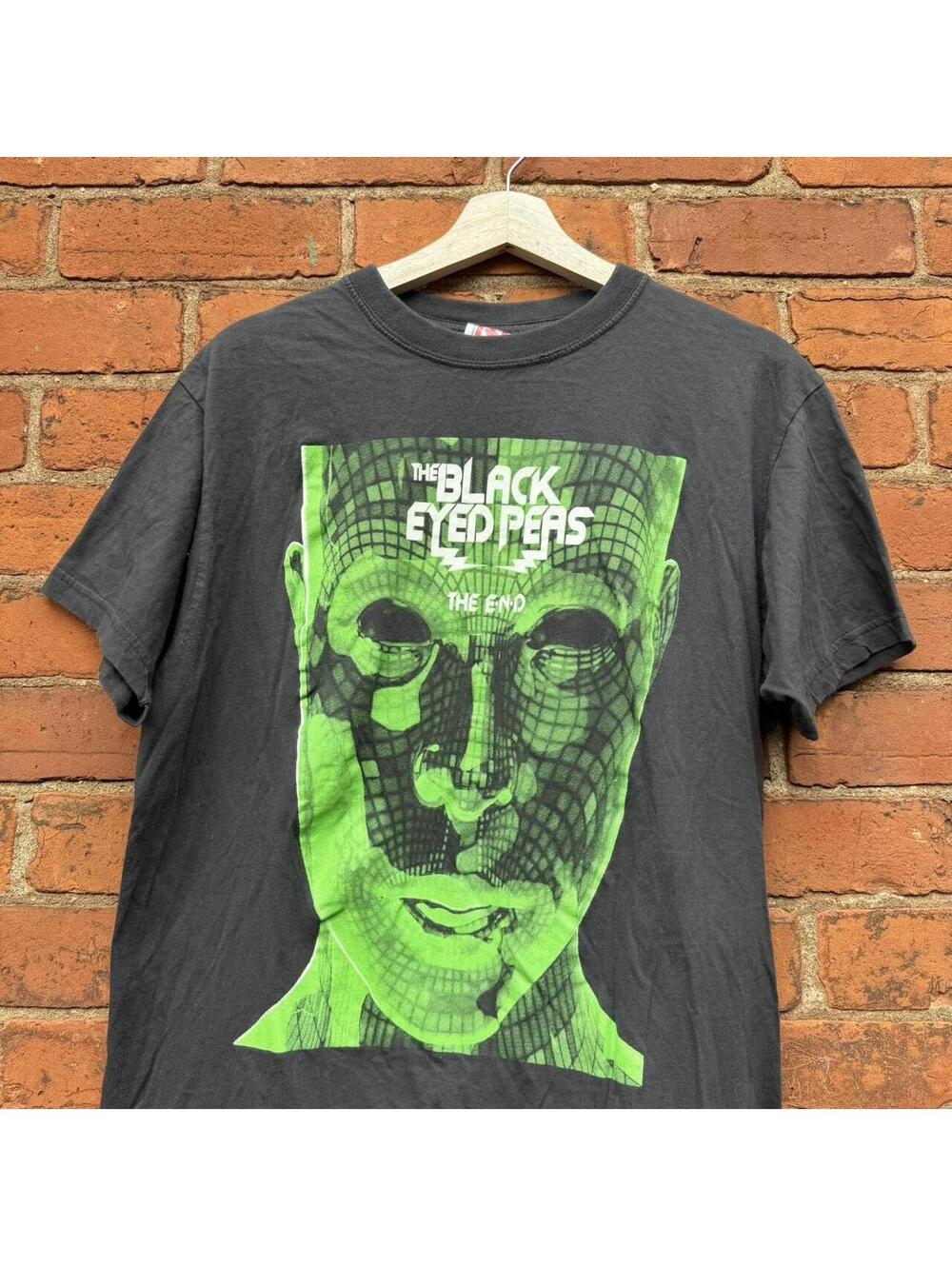 Vintage the black eyed peas the end tour t shirt L 2009/2010